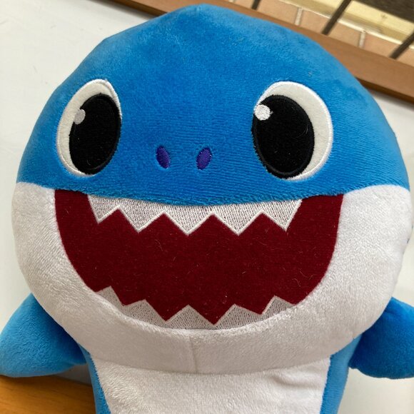 Pink Fong Baby Shark Stuffed Animal Plush Doll Toy Blue 15 Inch No Sound Cute - Picture 4 of 7